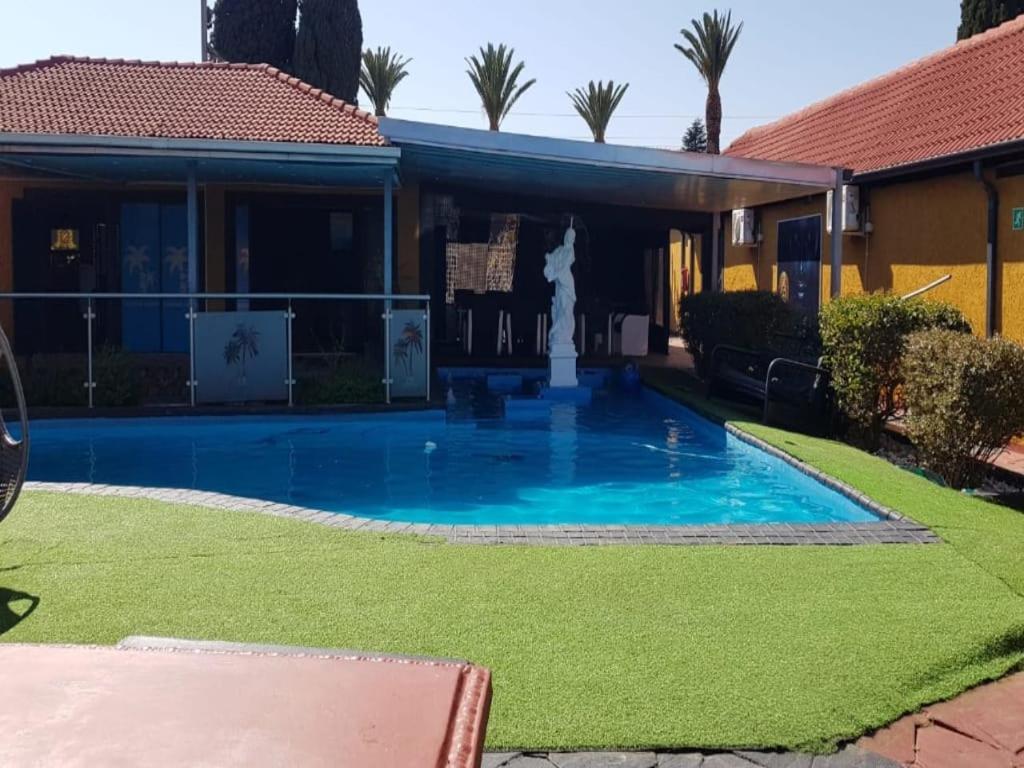 National Lodge Benoni Exterior photo